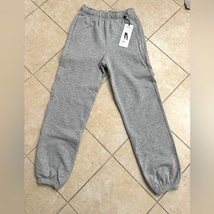 ALO yoga Accolade sweatpants XS
